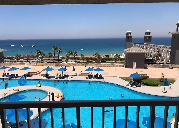 بورتو السخنه Pyramids Apartment